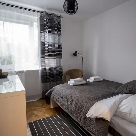 Warsaw Studios Apartments *