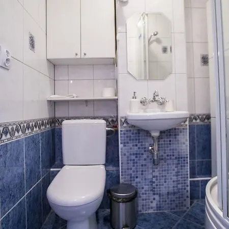 Warsaw Studios Apartments *