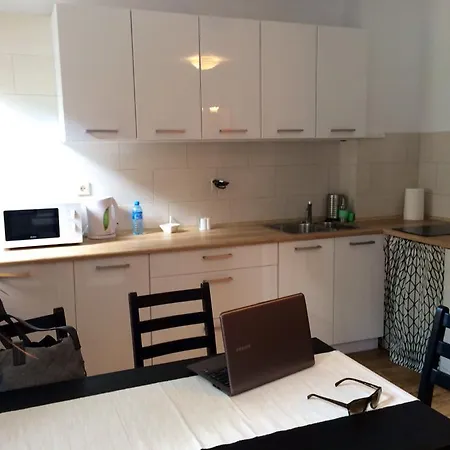 Warsaw Studios Apartments *