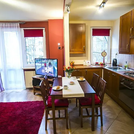 Warsaw Studios Apartments *